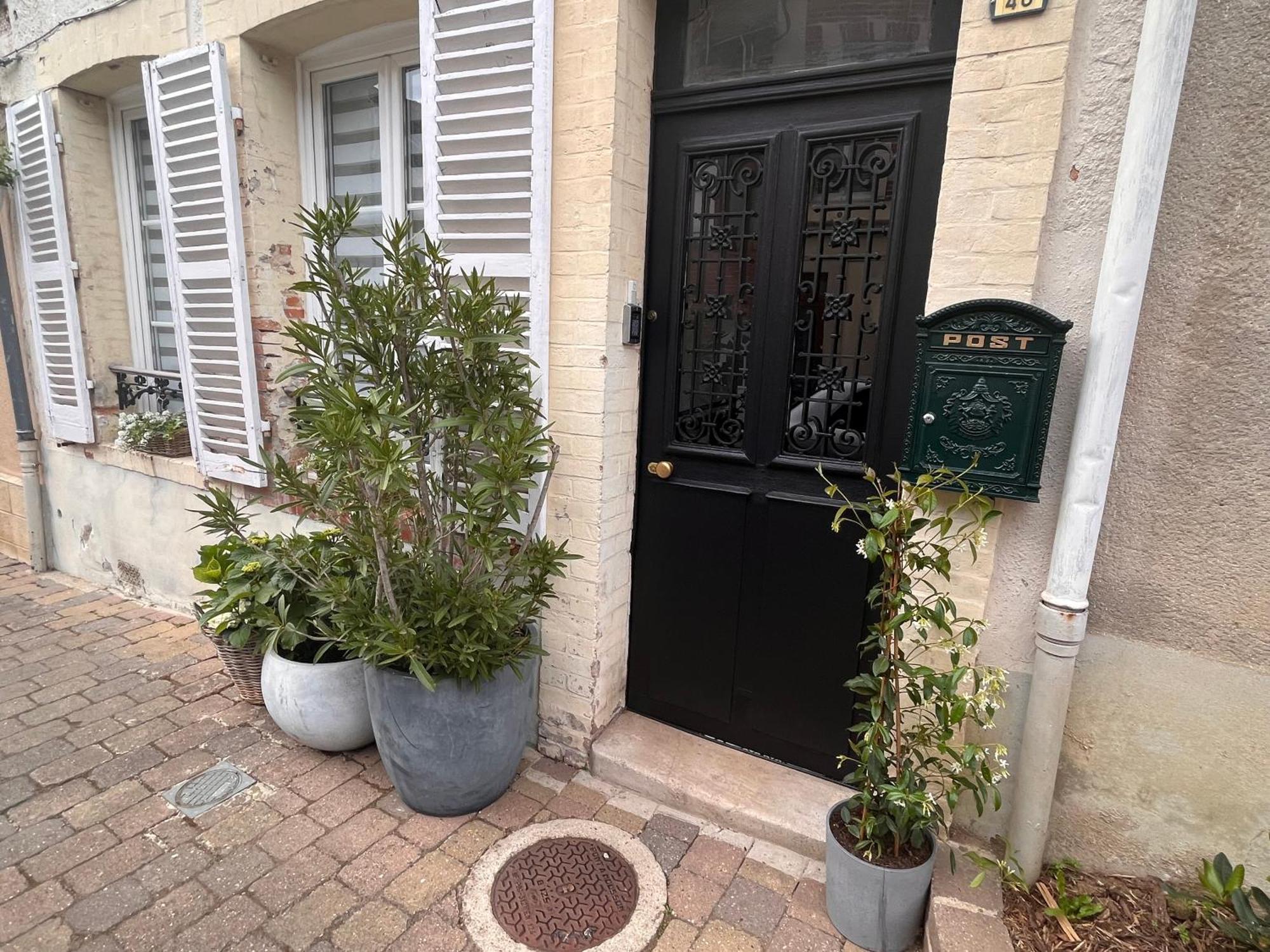 Le Nid D'Isa Bed and Breakfast Hautvillers Buitenkant foto
